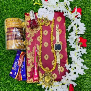 আকর্ষণীয় শাড়ী গিফট কম্ব সেট