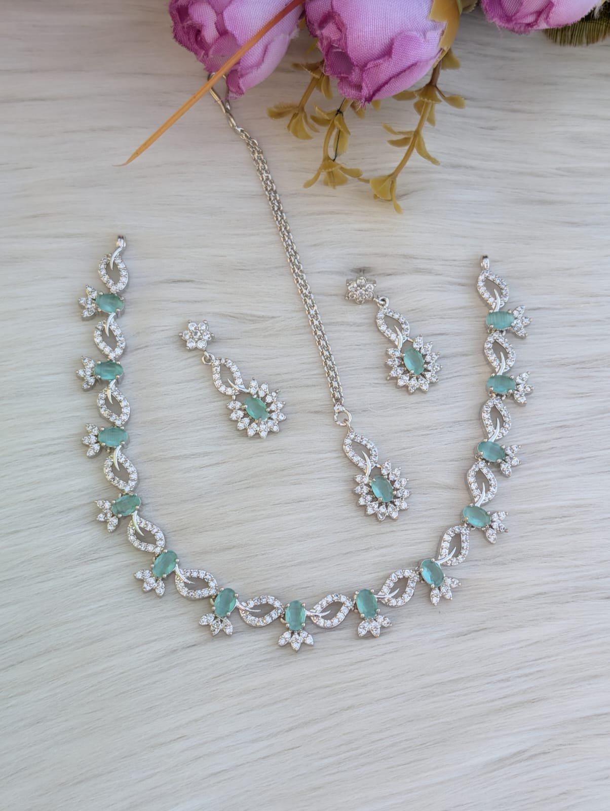 Premium Silver-Plated Emerald Green Stone Jewelry Set