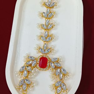 traditional maang tikka,