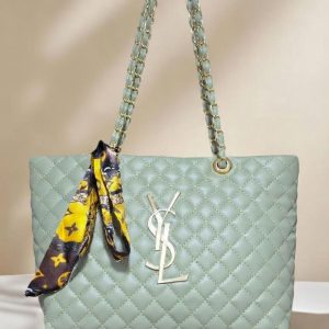 Premium Peach Diamond-Quilted Tote Bag with Elegant Scarf”