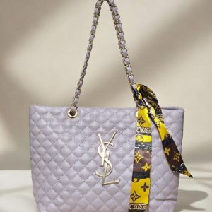Premium Peach Diamond-Quilted Tote Bag with Elegant Scarf”